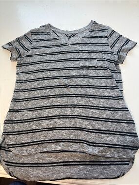 St John’s Bay Small Black Gray Striped Short Sleeve V Neck T Shirt